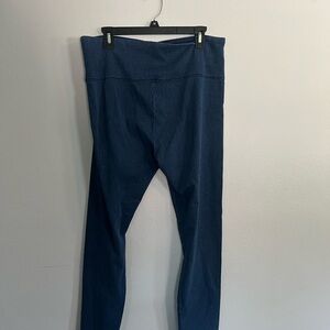 Elegant Navy Leggings for Women